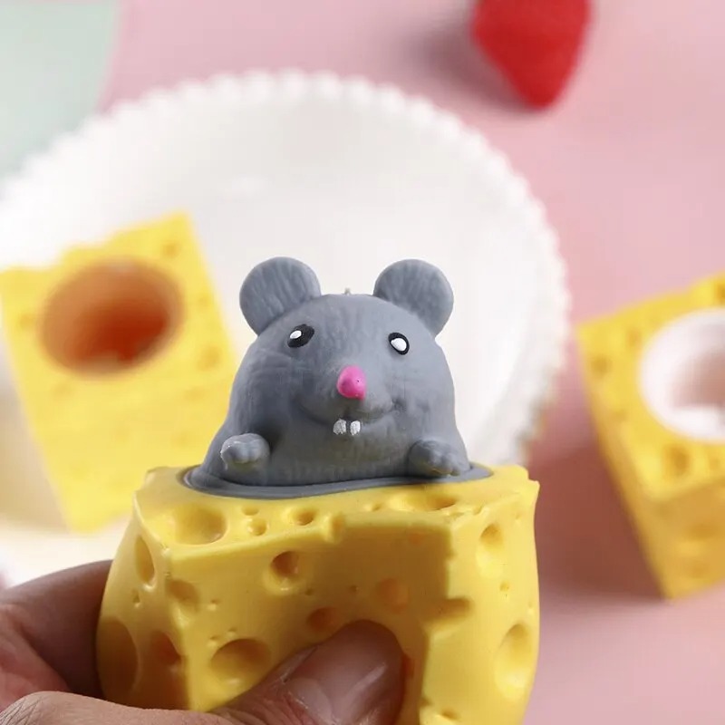 Pop Up Funny Mouse And Cheese  - Photography Jokes 리뷰 및 가격