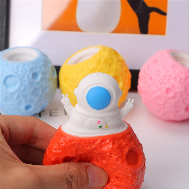 Squeeze Astronauts Planet TPR  - Photography Jokes 리뷰 및 가격